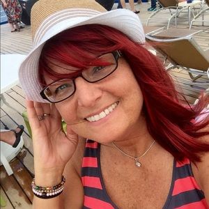 Meet your Posher, Kim