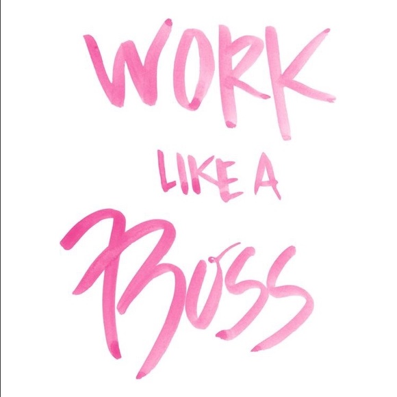 Meet your Posher, Lauren - Picture 2 of 2