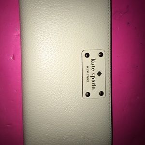 Kate Spade Cream Wallet