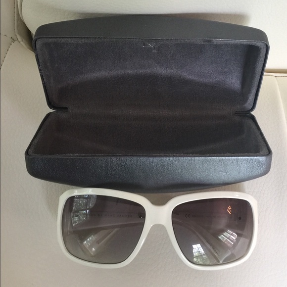 Marc Jacobs sunglasses