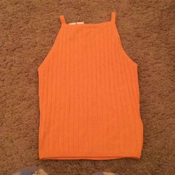 Cute tangerine colored crop top from H&M! Size XS