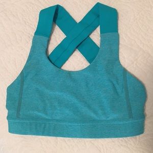 Lululemon sports bra
