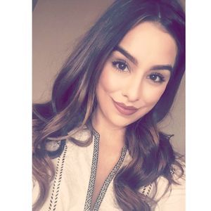 Meet your Posher, Magda