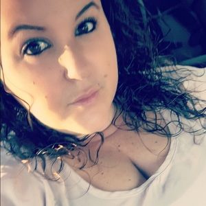 Meet your Posher, Kellie