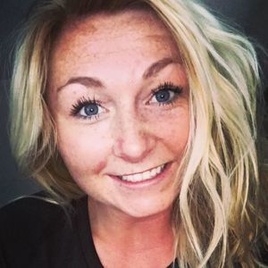 Meet your Posher, Brooke