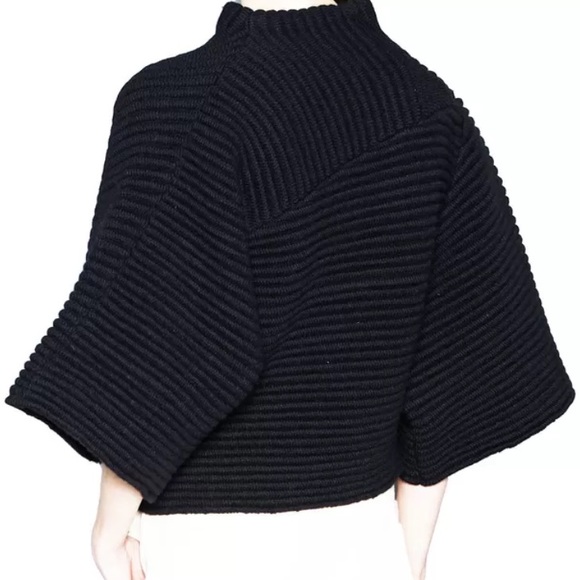 ▪️Acne Studios Black Cropped Sweater▪️ - Picture 3 of 3