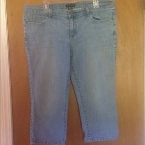 NY&CO size 16 Capri jeans