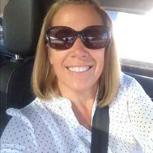 Meet your Posher, Deb