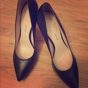 Nine West Love Fury pump