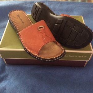 Women's Naturalizer Callman Shoes. Size 8 M