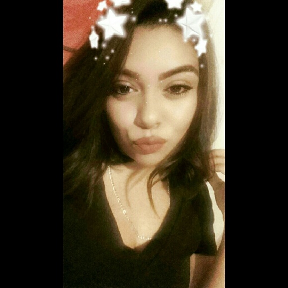 Meet your Posher, Alondra