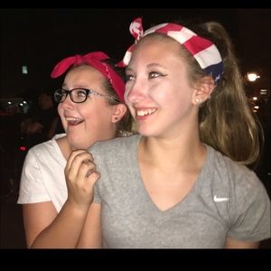 Meet your Posher, Emily