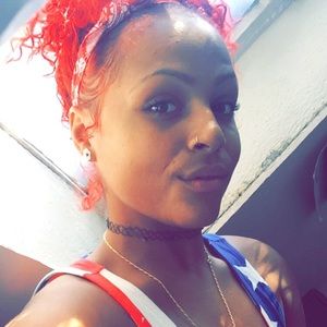 Meet your Posher, Shanae