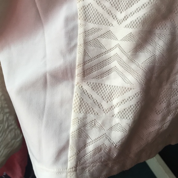 H&M cream crop top - Picture 2 of 4