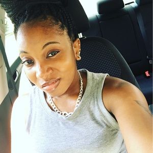 Meet your Posher, Latasha