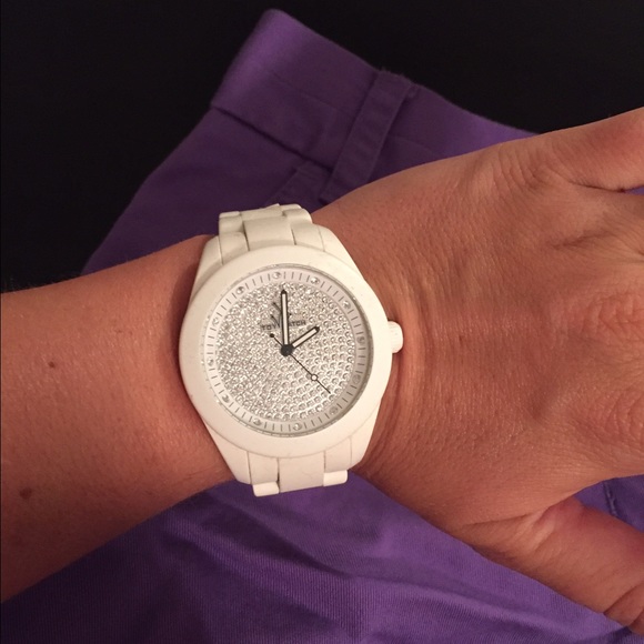 Beautiful white toy watch main image 3