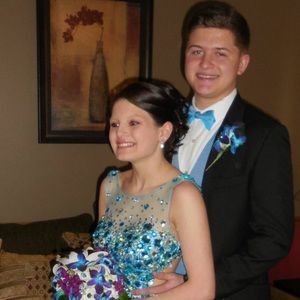 Meet your Posher, Megan