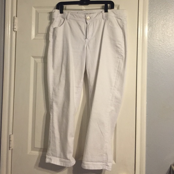 NWOT Size 14 White Lane Bryant Crop Capris