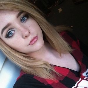 Meet your Posher, Hayley