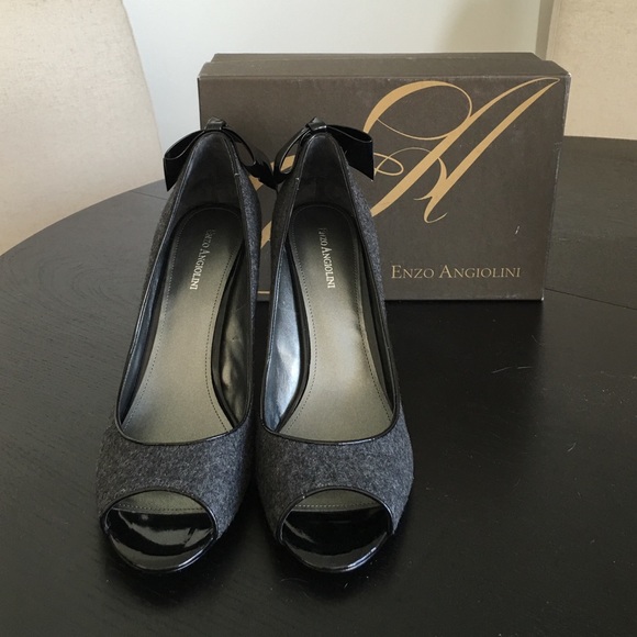 Enzo Angiolini Gray Flannel "Mistle" w/Corset Back