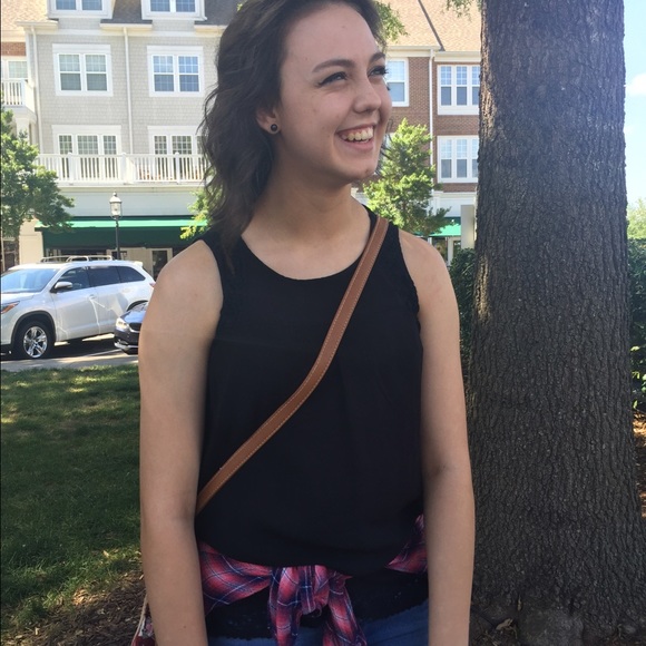 Meet your Posher, Jade - Picture 1 of 1