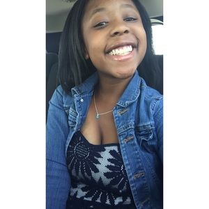 Meet your Posher, Patra