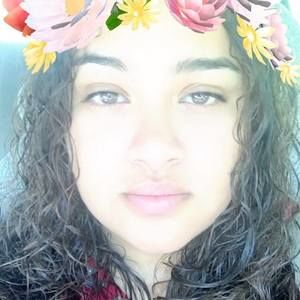 Meet your Posher, Jasmin