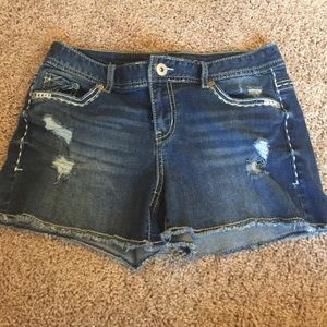 ⭐️FINAL PRICE DROP⭐️Maurice's shorts