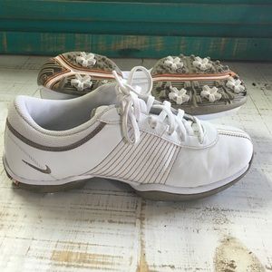 Women's Nike golf shoes