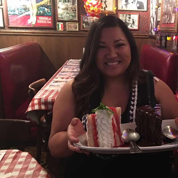 Meet your Posher, Alyssa