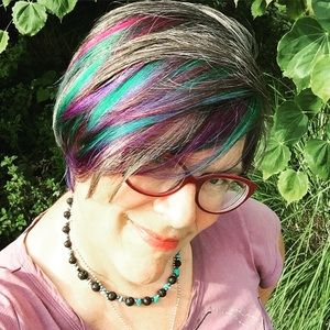 Meet your Posher, Beth