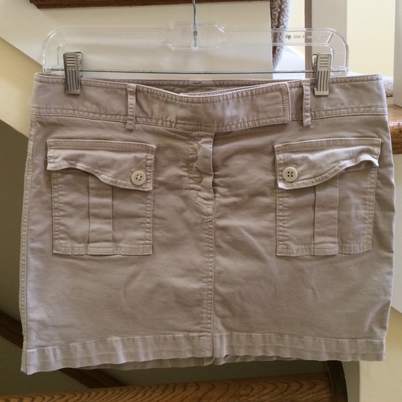 Vince khaki cotton mini-skirt.