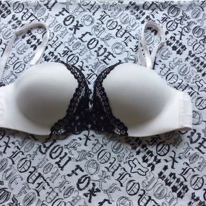 Victoria's Secret Miraculous 36C Bra
