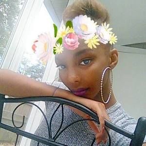 Meet your Posher, Bri