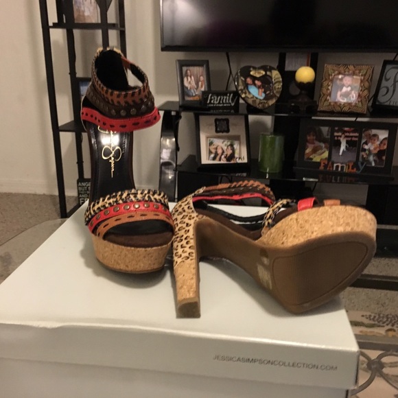 Jessica Simpson heels - Picture 2 of 2