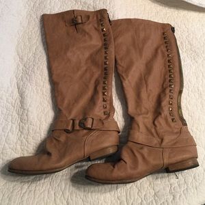 🎉 SALE 🎉Tan boots