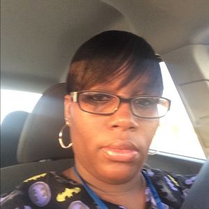 Meet your Posher, Nakia