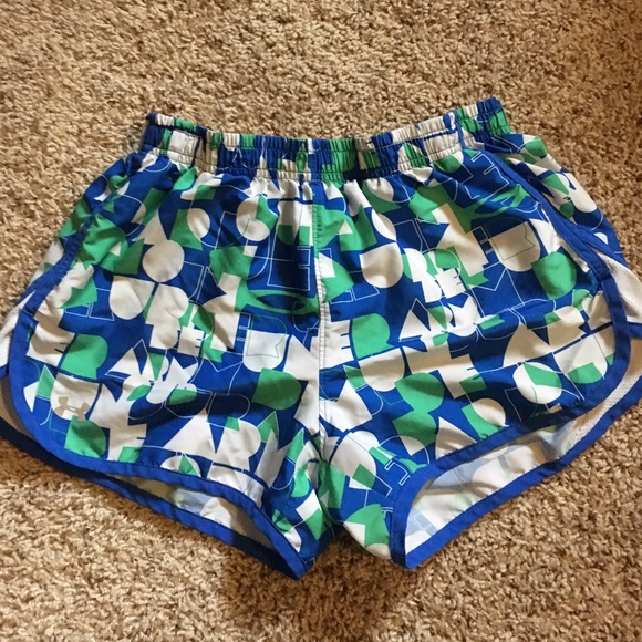 Women's Under Armour Shorts Size Small