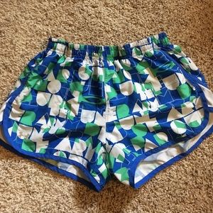 Women's Under Armour Shorts Size Small