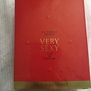 Victoria's Secret Very Sexy Eau De Parfum