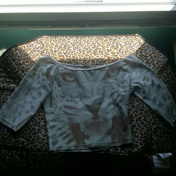 crop top - Picture 1 of 2