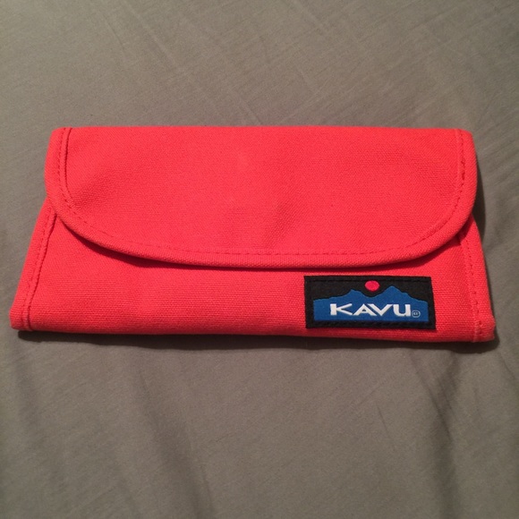Brand new Kavu wallet