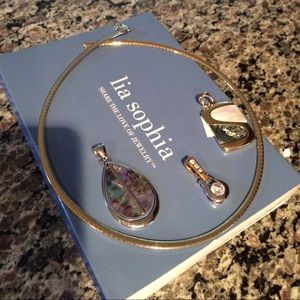 New never worn on with tag others not