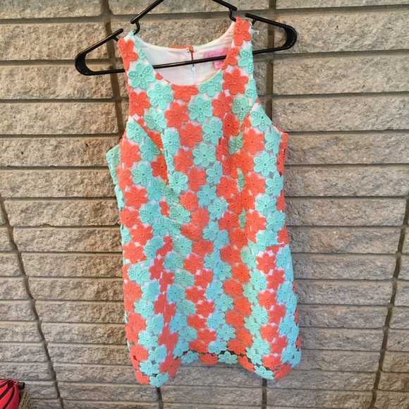 Lilly Pulitzer Dresses & Skirts - Lilly Pulitzer Coral/Aqua Dress