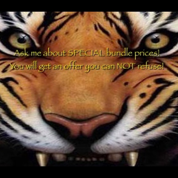 REASONABLE OFFERS & Special Bundle Prices ๐๐๐ - Picture 3 of 4