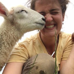 Meet your Posher, Lizzie