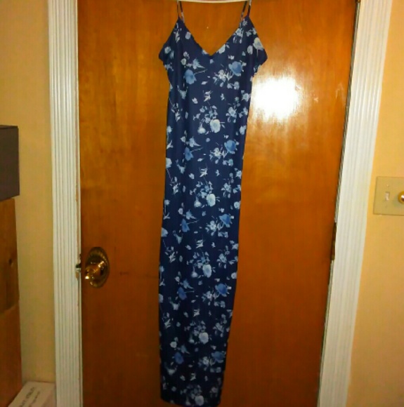 👗 Ultra Flirt Floral Form Fitting Dress - Picture 3 of 4