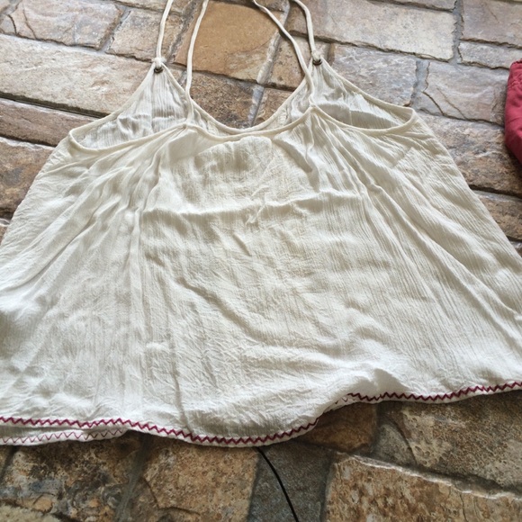 NWOT Forever 21 Cross Strap Crop Top - Picture 3 of 4