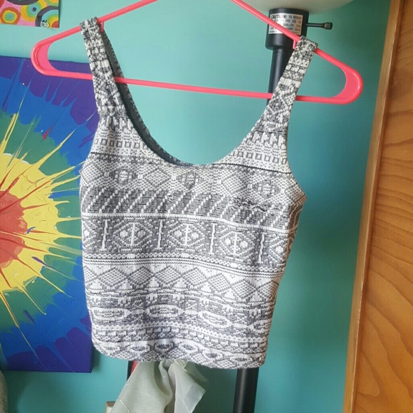 Crop Top - Picture 1 of 1
