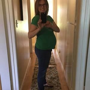 Meet your Posher, Elicia smith